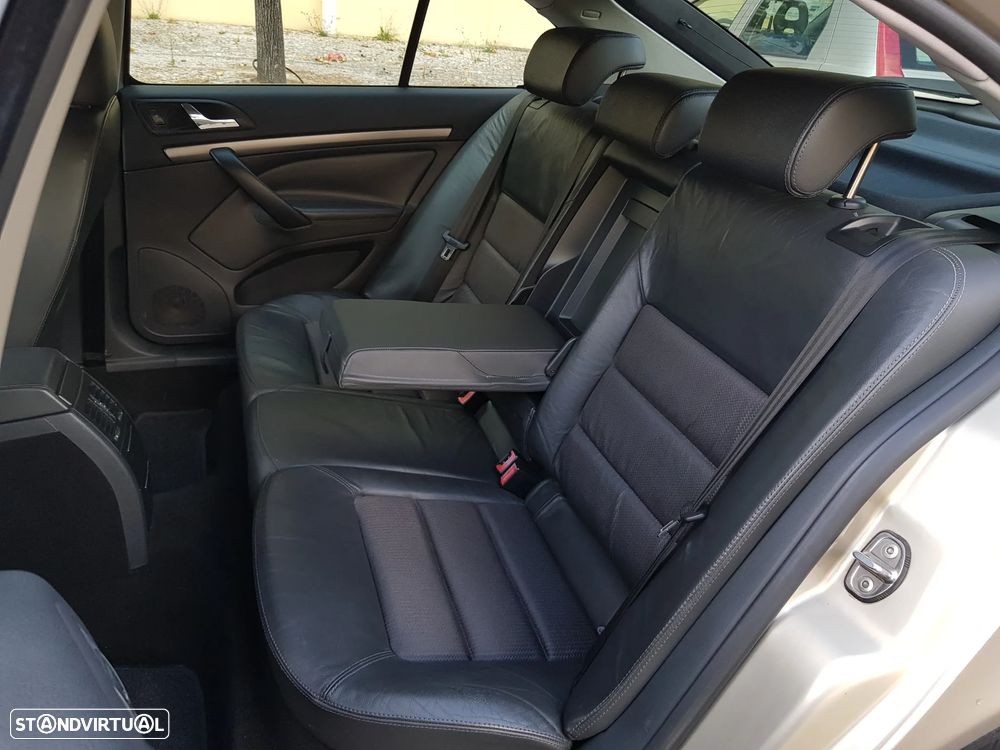 Skoda Octavia 1.6 Elegance - 31