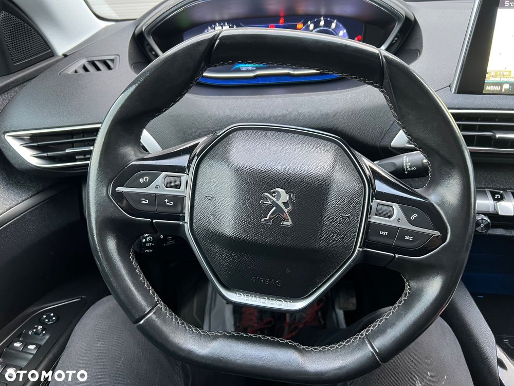 Peugeot 3008 PureTech 130 Stop & Start GPF Allure - 19