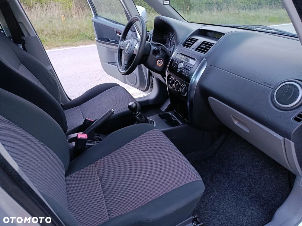 Suzuki SX4 1.6 VVT 4x2 Comfort - 31