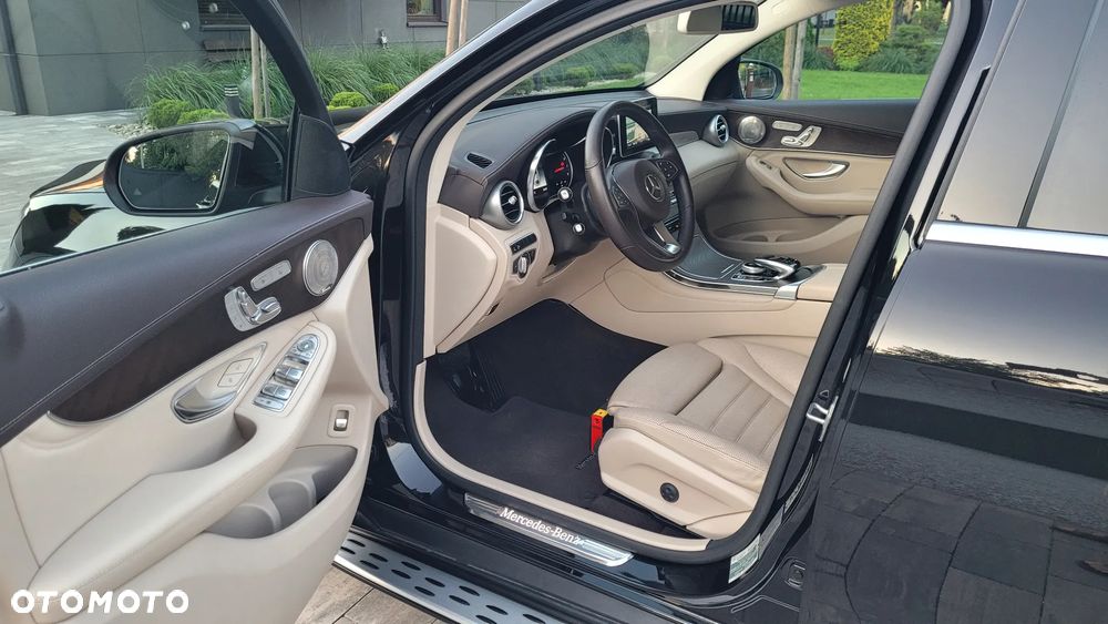 Mercedes-Benz GLC - 7