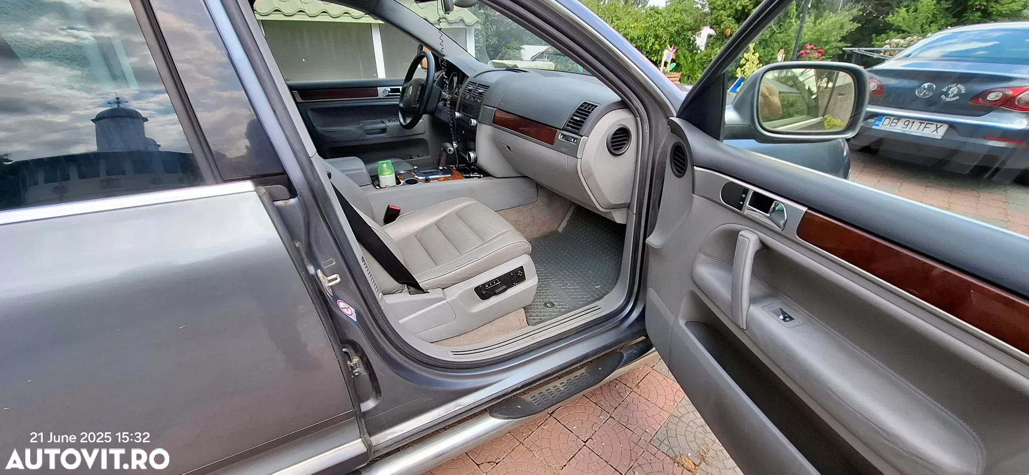 Volkswagen Touareg 2.5 TDI R5 Aut. - 27