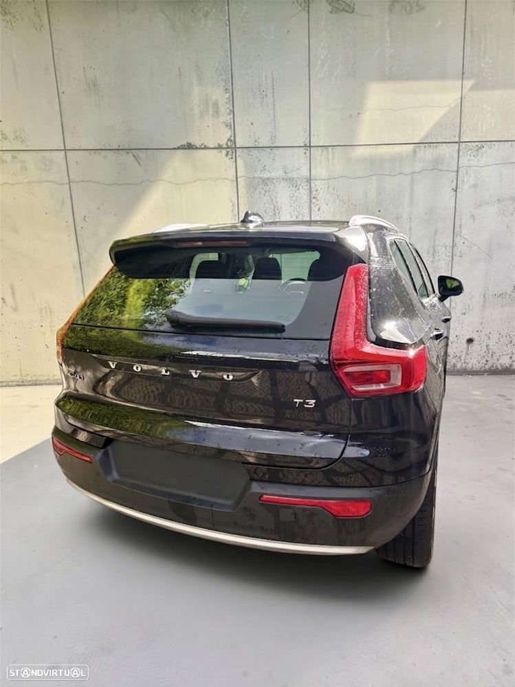 Volvo XC 40 1.5 T3 - 6