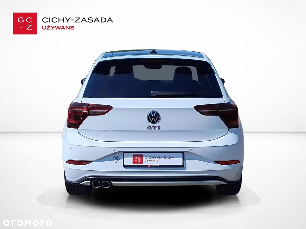 Volkswagen Polo - 4
