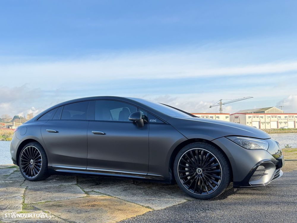 Mercedes-Benz EQE - 7