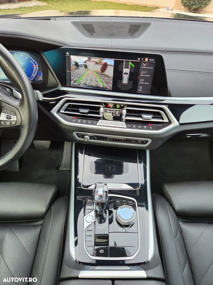 BMW X5 xDrive30d xLine - 13