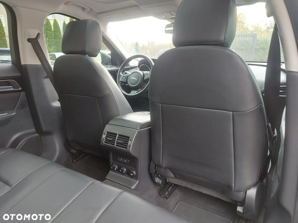 Jaguar F-Pace 3.0 V6 AWD Prestige - 18