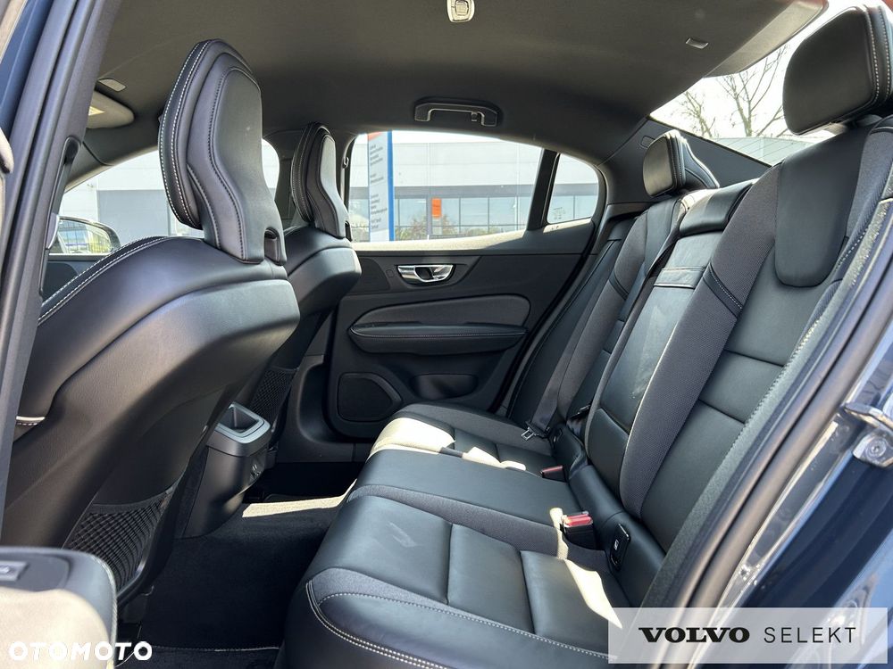 Volvo S60 - 30
