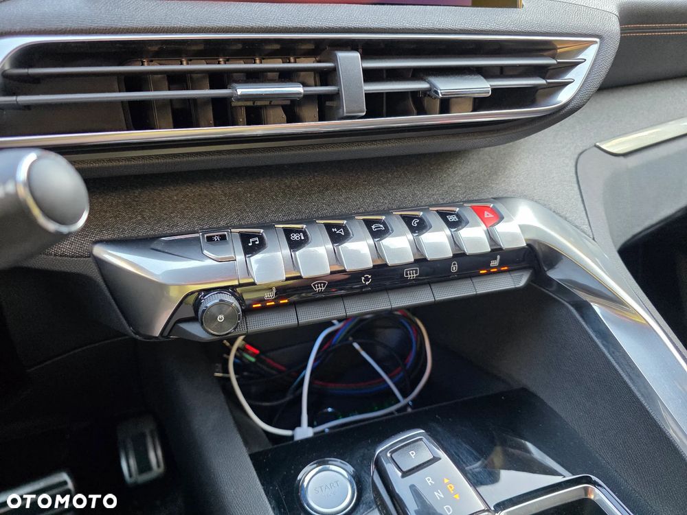 Peugeot 3008 - 15