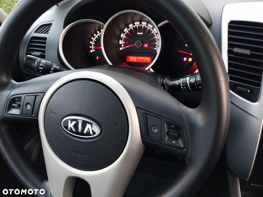 Kia Venga 1.4 L - 22