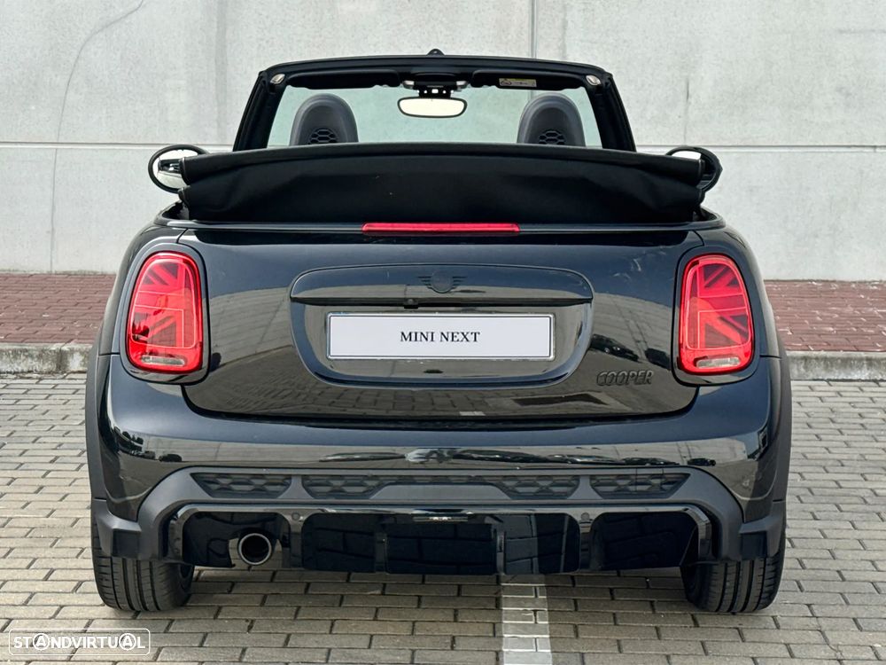 MINI Cabrio Cooper Premium JCW Auto - 10