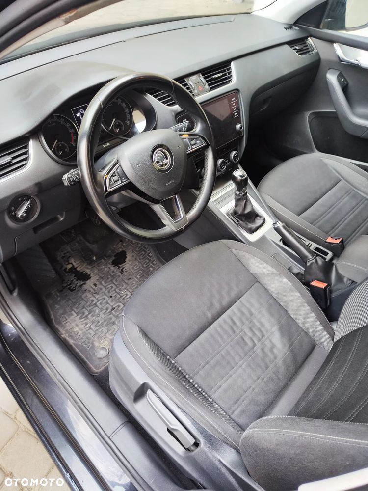 Skoda Octavia 2.0 TDI Style - 13