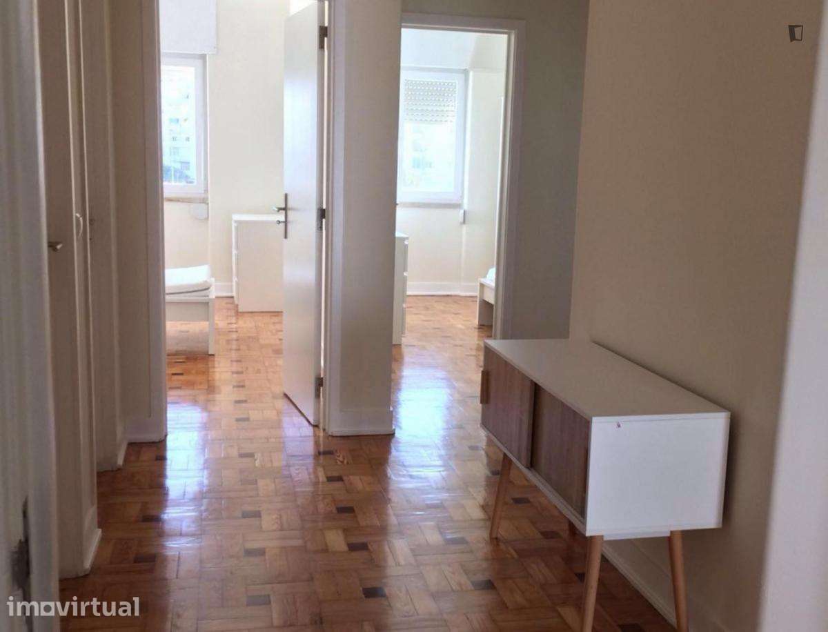 Quarto - localizado em Santarem - Grande imagem: 5/5