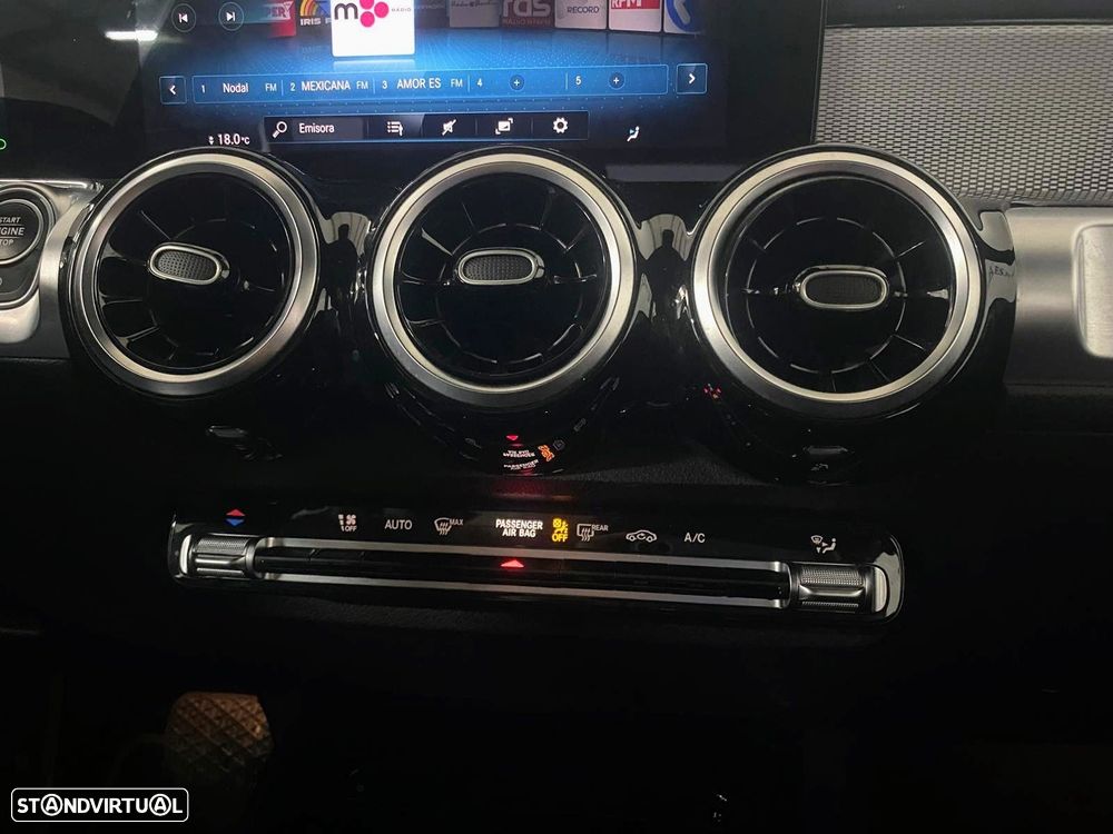 Mercedes-Benz GLB 180 d Progressive - 38