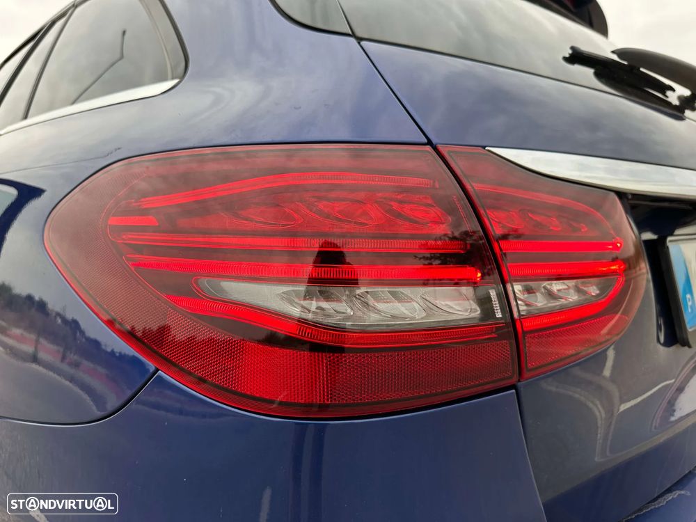 Mercedes-Benz C 200 - 26