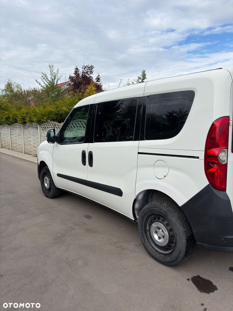 Fiat Doblo - 8