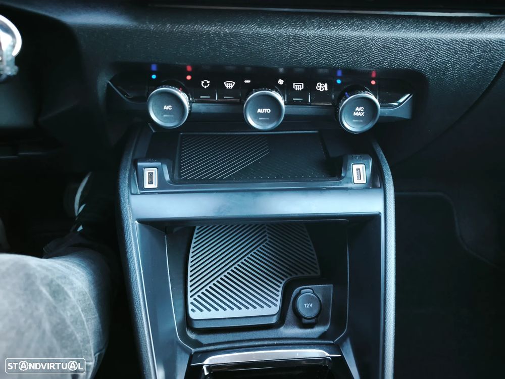 Citroën C4 X PureTech 130 Stop&Start EAT8 PLUS - 21