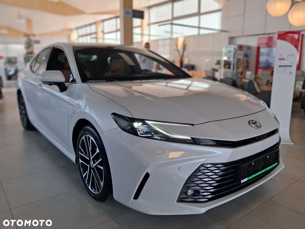 Toyota Camry 2.5 Hybrid Dynamic Force Executive e-CVT - 10