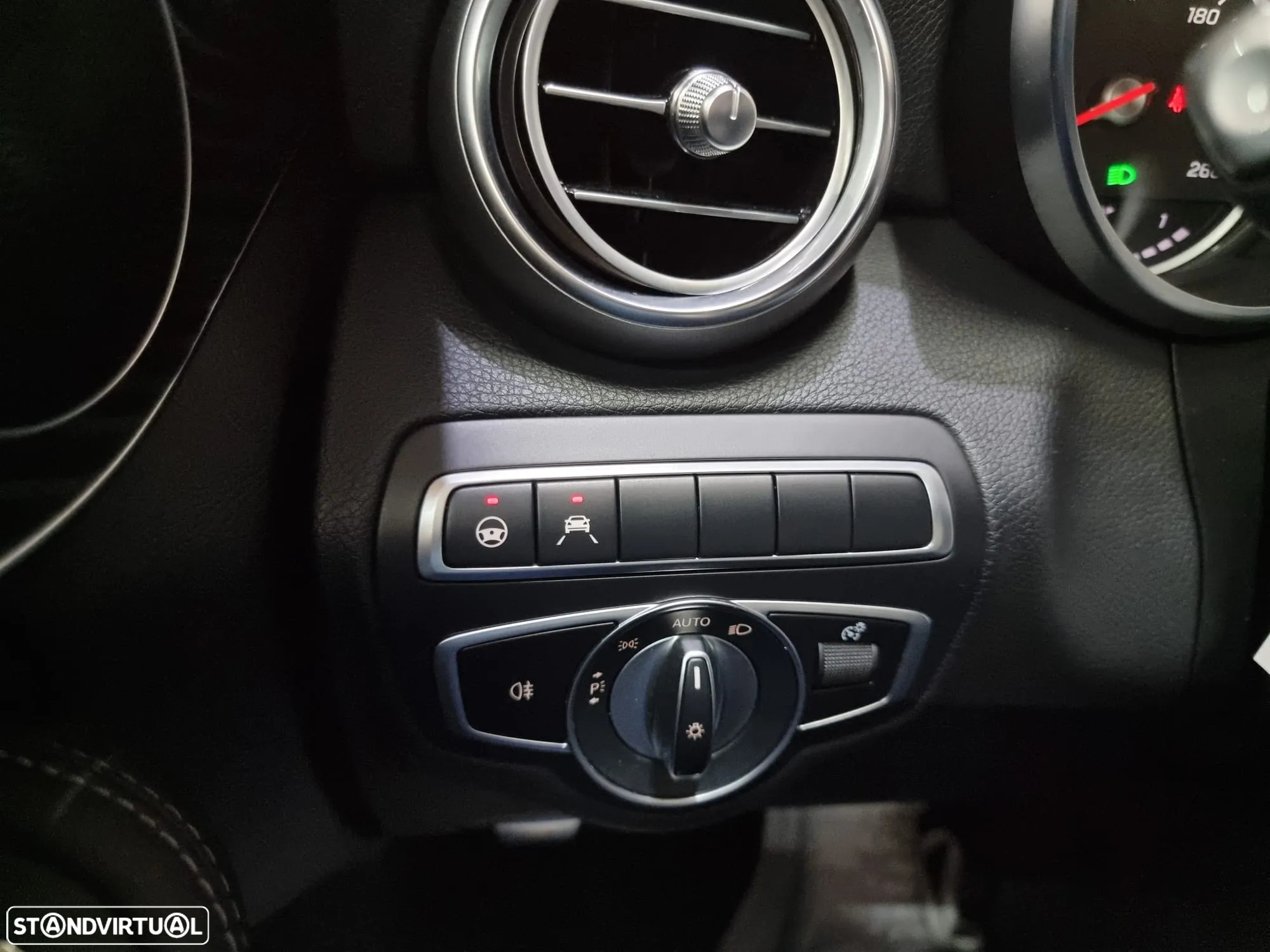 Mercedes-Benz C 300 de AMG Line - 19