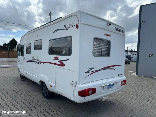 Rapido Serie 9m 985F  Cama Garagem - 5