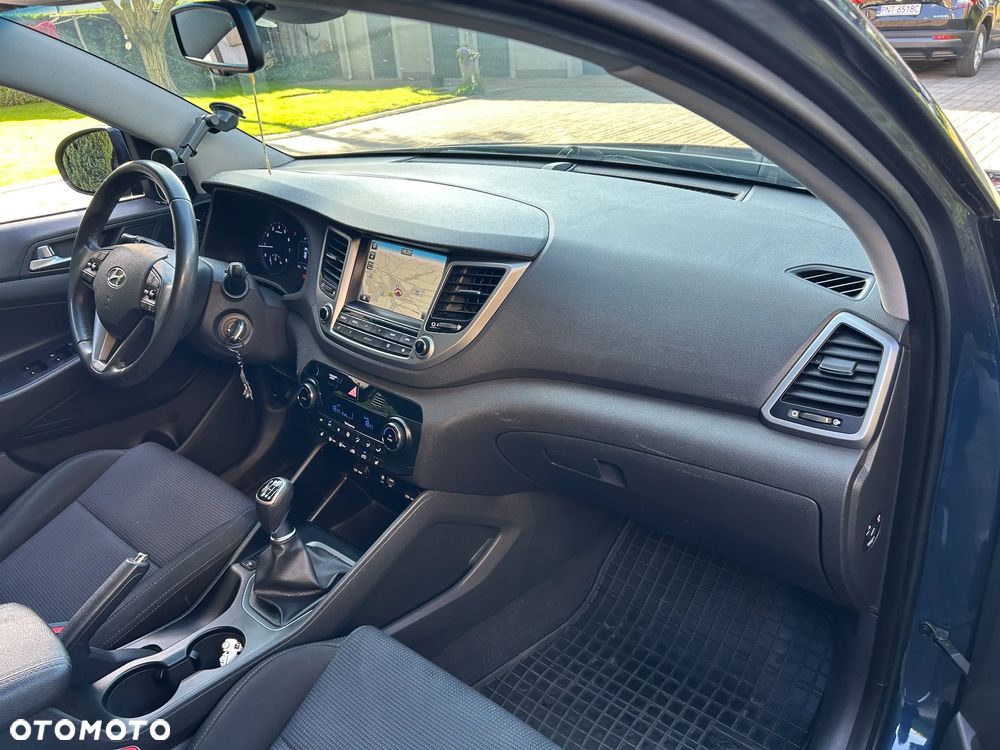 Hyundai Tucson blue 1.6 GDi 2WD Navi - 13