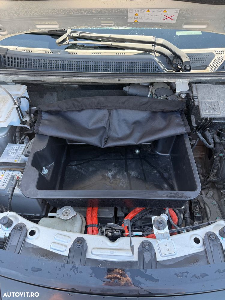 Dacia Spring Expression - 11