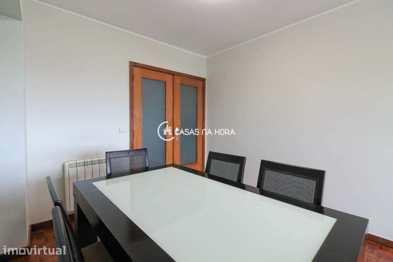 T2 na Prelada | Varanda | Lugar de Garagem - Grande imagem: 2/26
