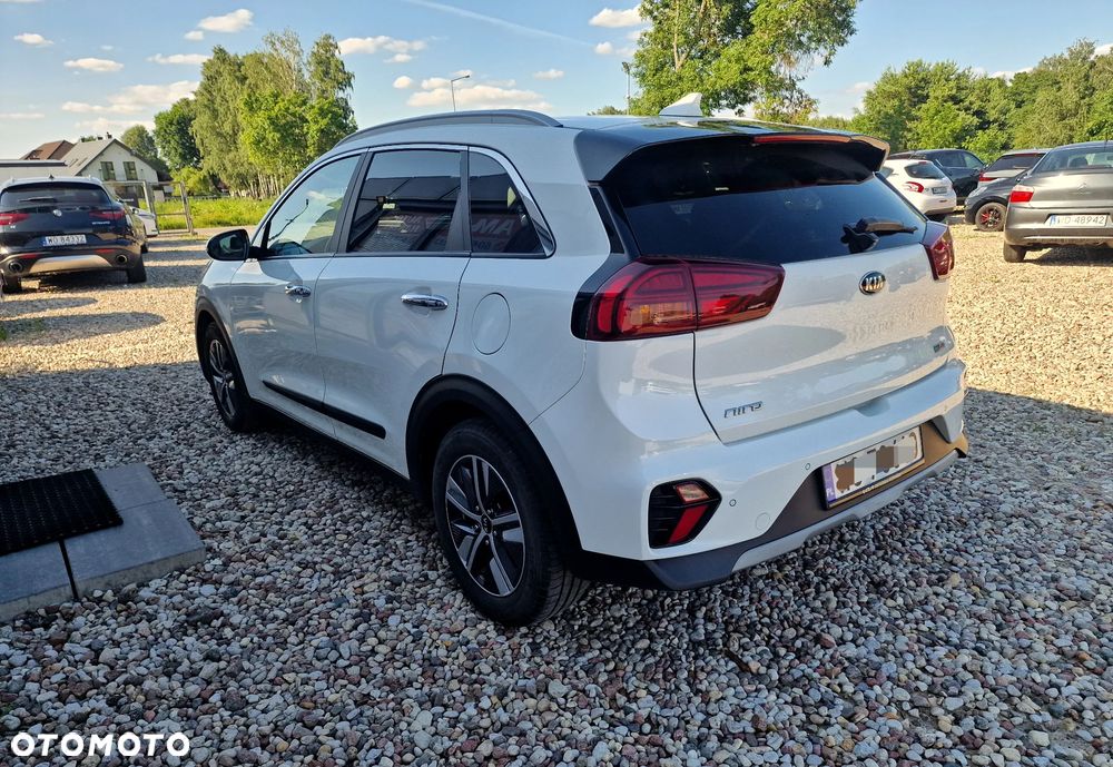 Kia Niro 1.6 GDI Hybrid Business Line - 11