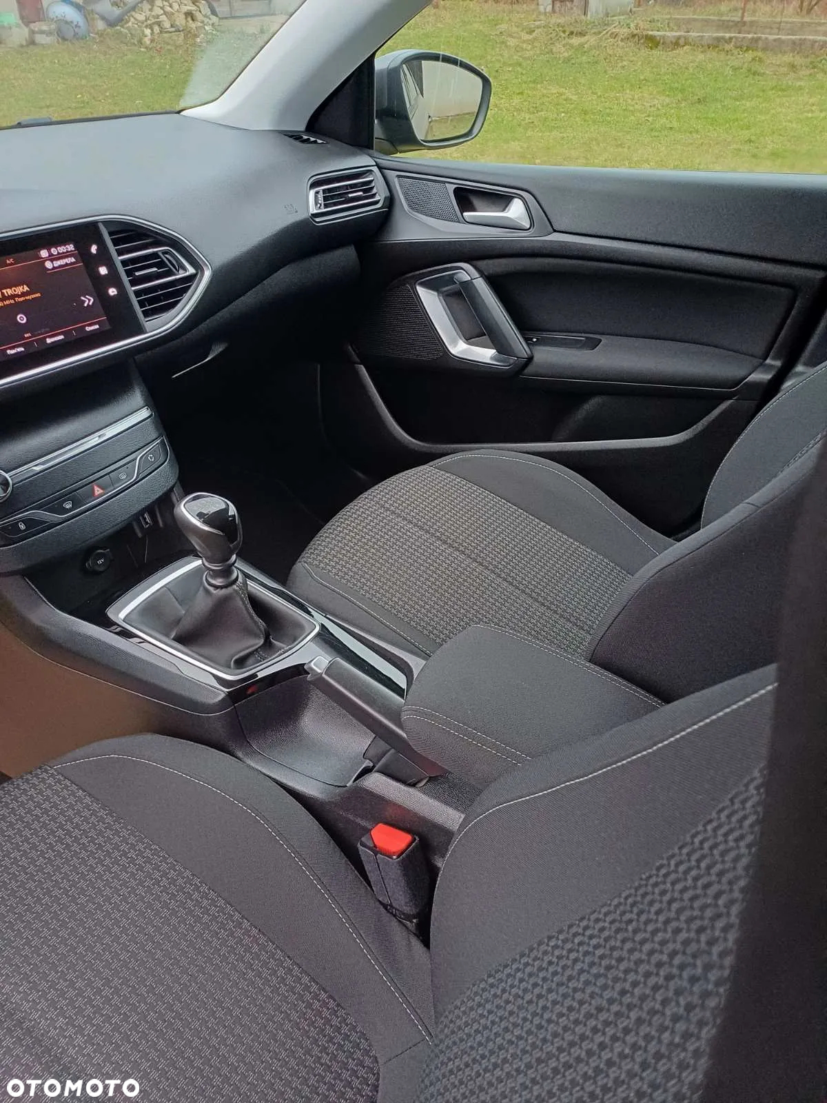 Peugeot 308 1.2 PureTech Active Pack S&S - 13