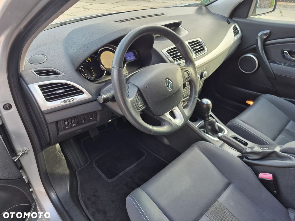 Renault Megane 1.6 16V Expression Euro5 - 33