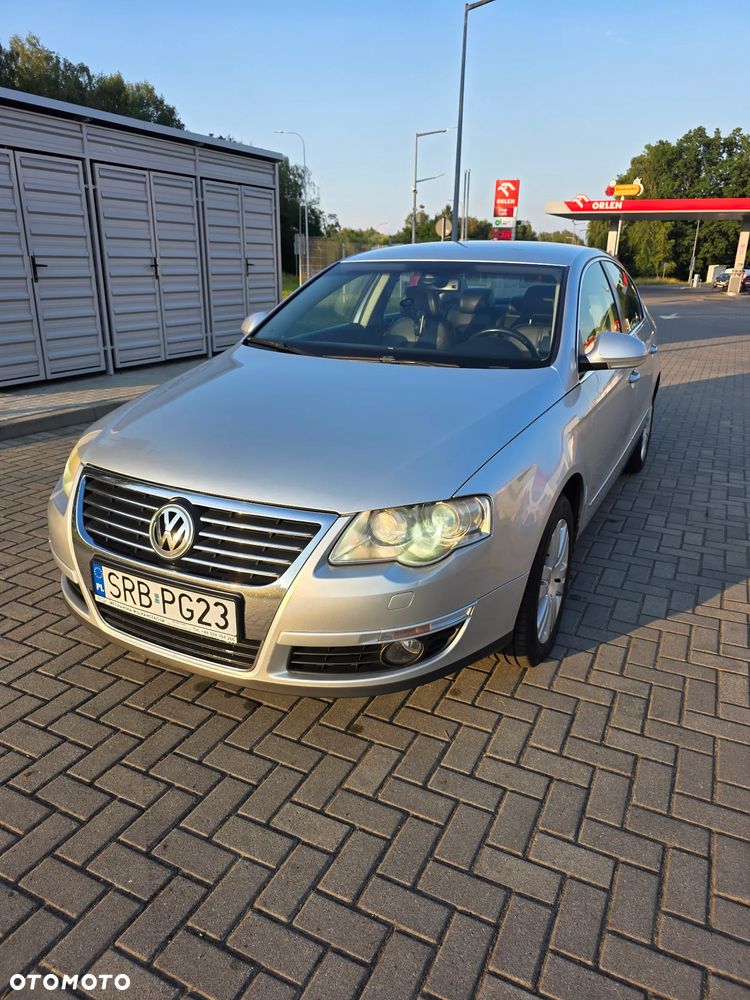 Volkswagen Passat 2.0 TDI Highline DSG - 1