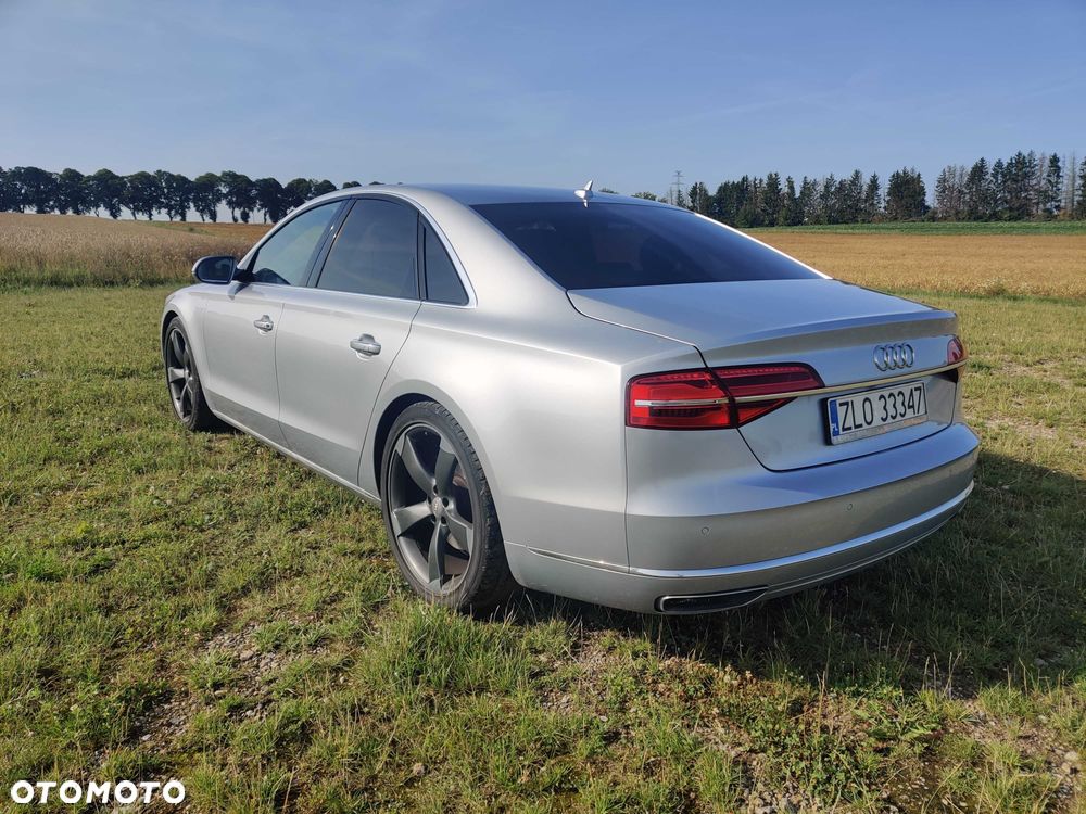 Audi A8 - 5
