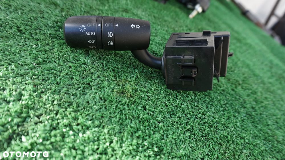 Mazda 3 BM 6 GJ CX-5 manetka kierunkowskazow halogenow KD51 - 1