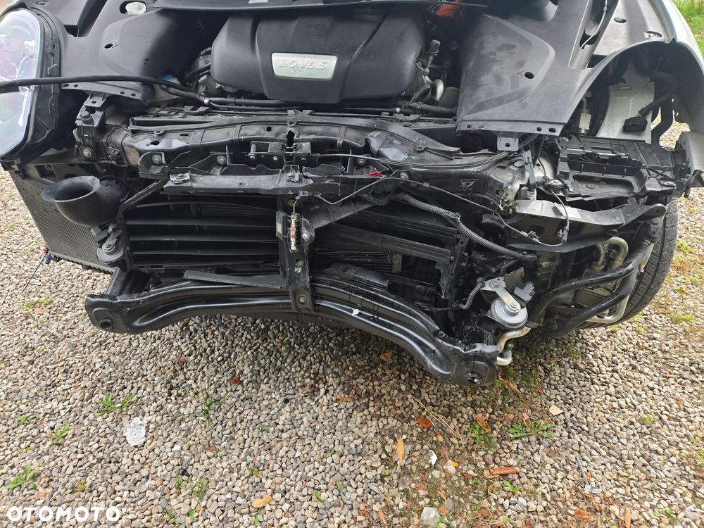 Porsche Cayenne - 19