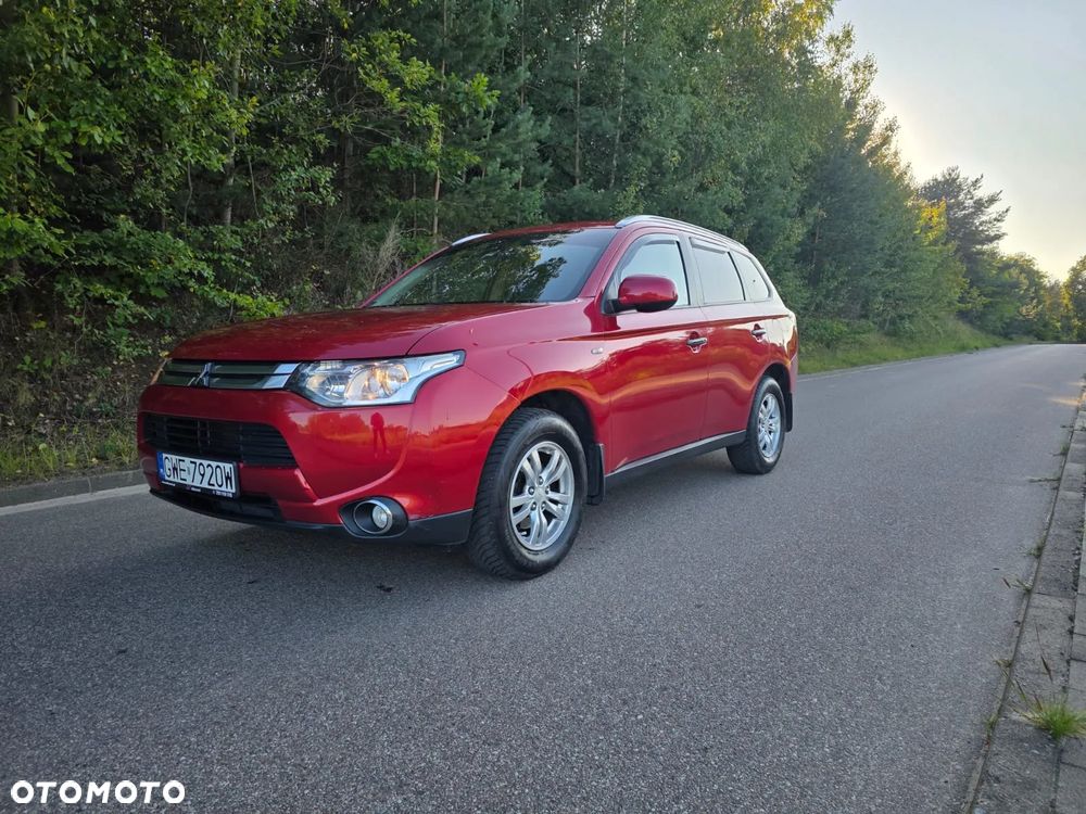 Mitsubishi Outlander 2.0 Intense + 2WD