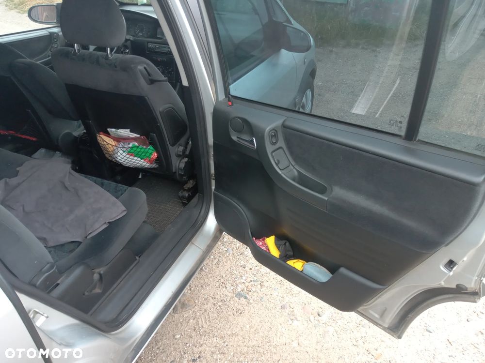 Opel Zafira 1.8 16V Elegance - 15