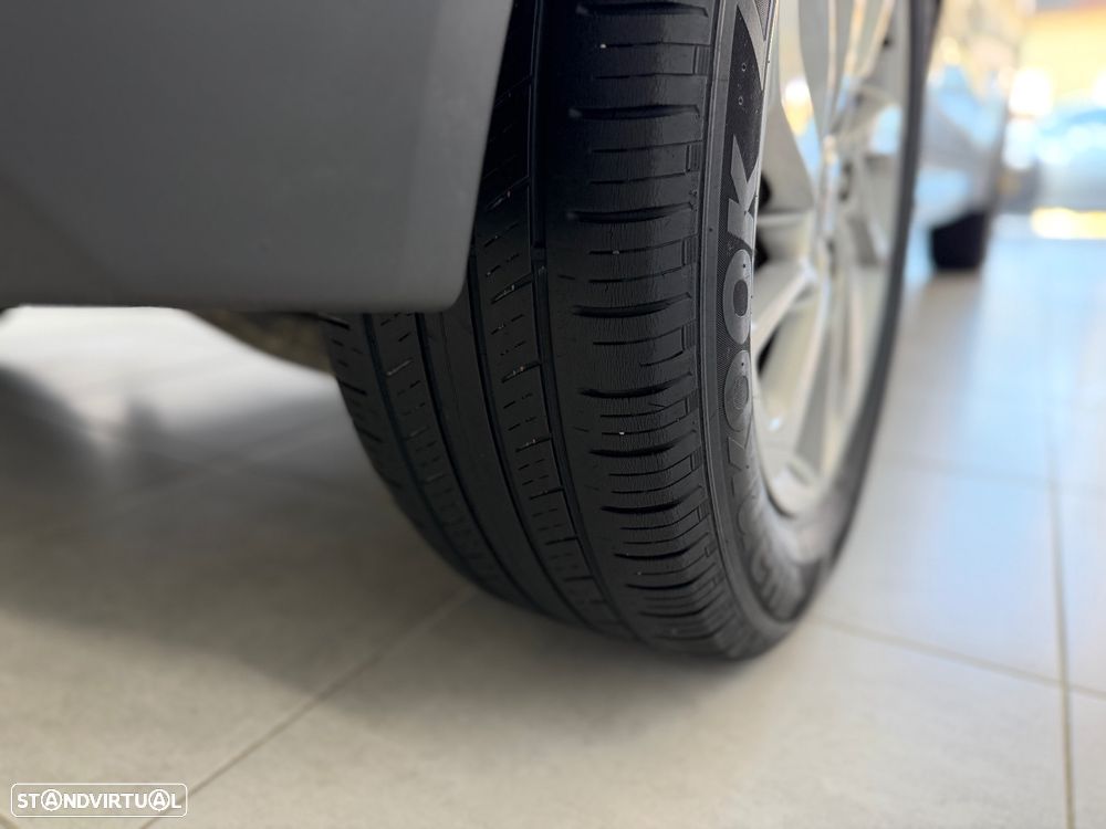 Hyundai Tucson 1.6 GDi 4WD DCT Trend - 9