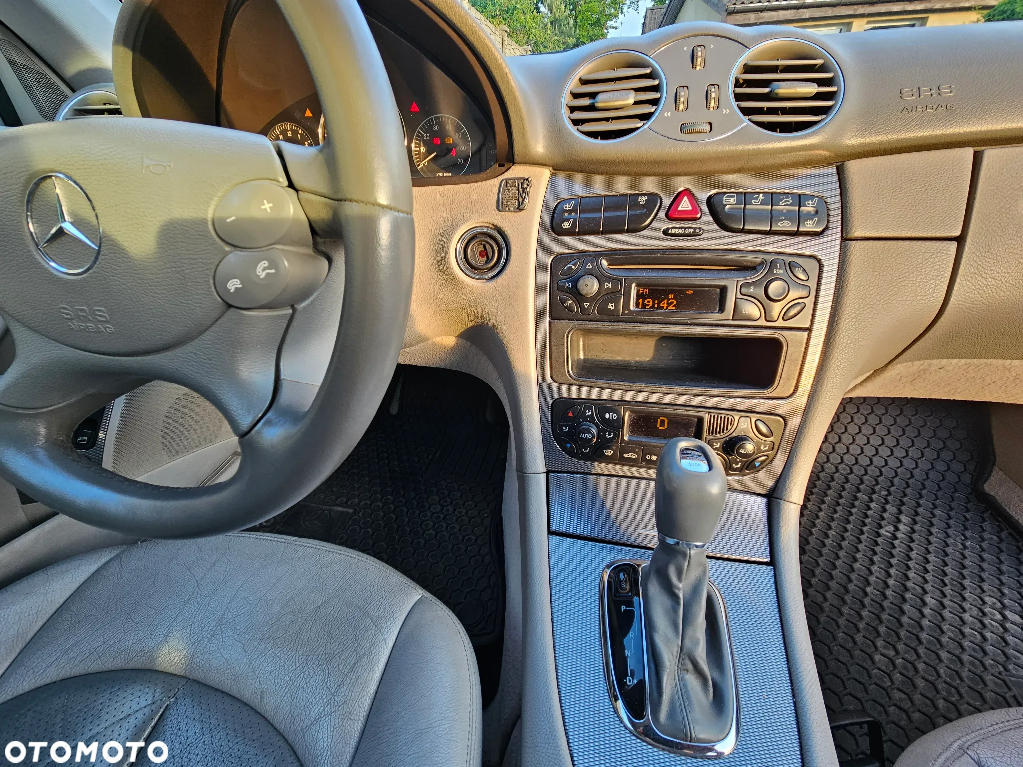 Mercedes-Benz CLK 320 Avantgarde - 20
