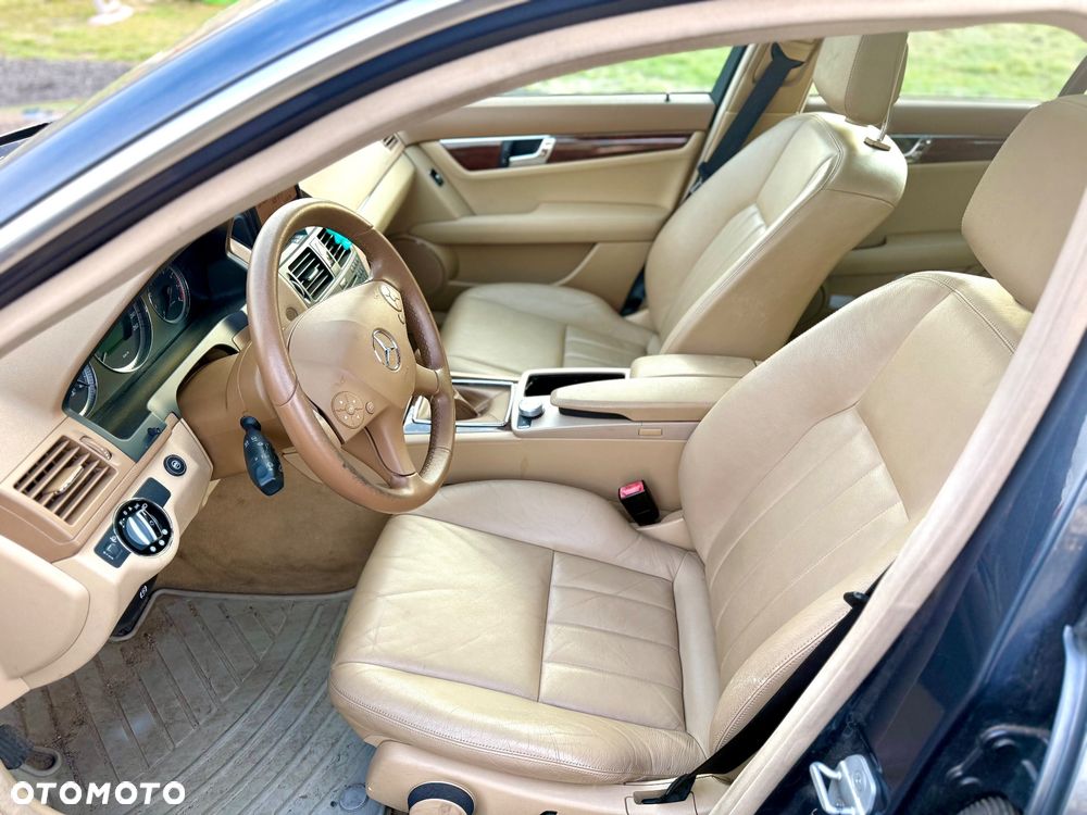 Mercedes-Benz Klasa C 200 Kompressor Elegance - 2