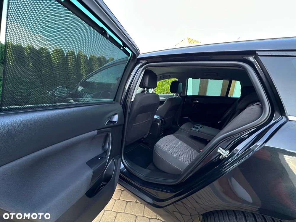 Opel Insignia 1.4 T Cosmo S&S - 23
