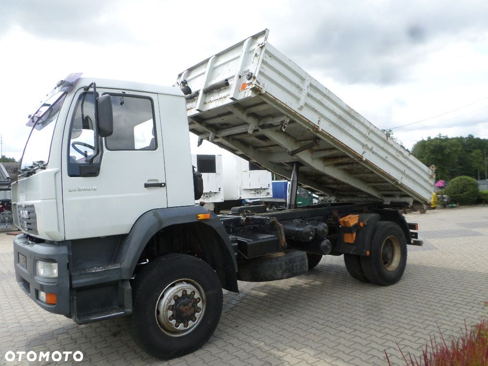 MAN LE280B 4X4 - 10