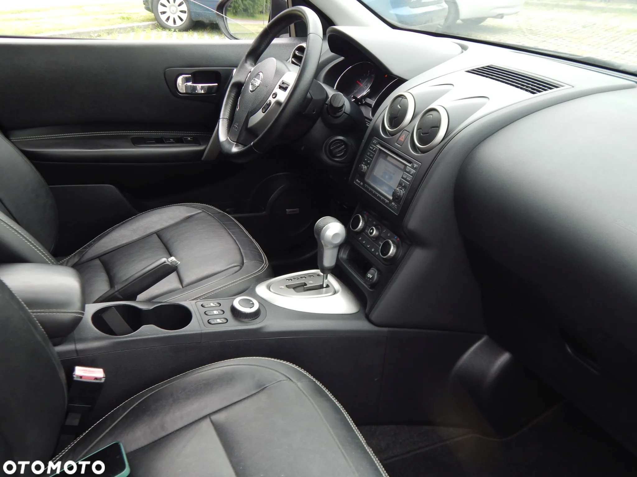 Nissan Qashqai+2 - 11