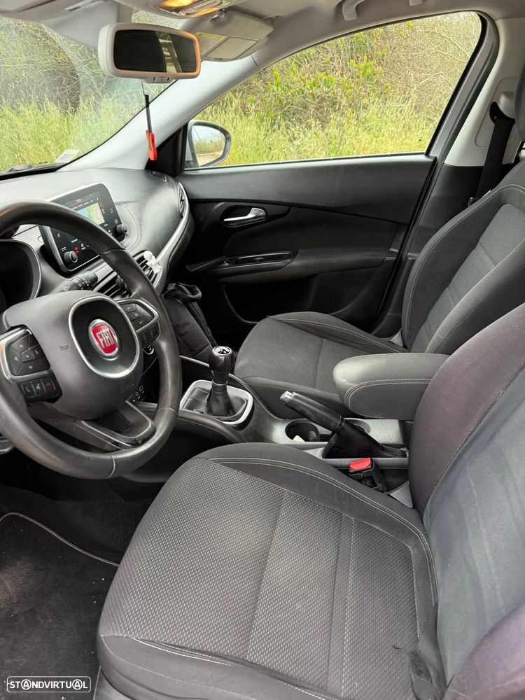 Fiat Tipo Station Wagon 1.3 M-Jet Lounge Tech J17 - 12