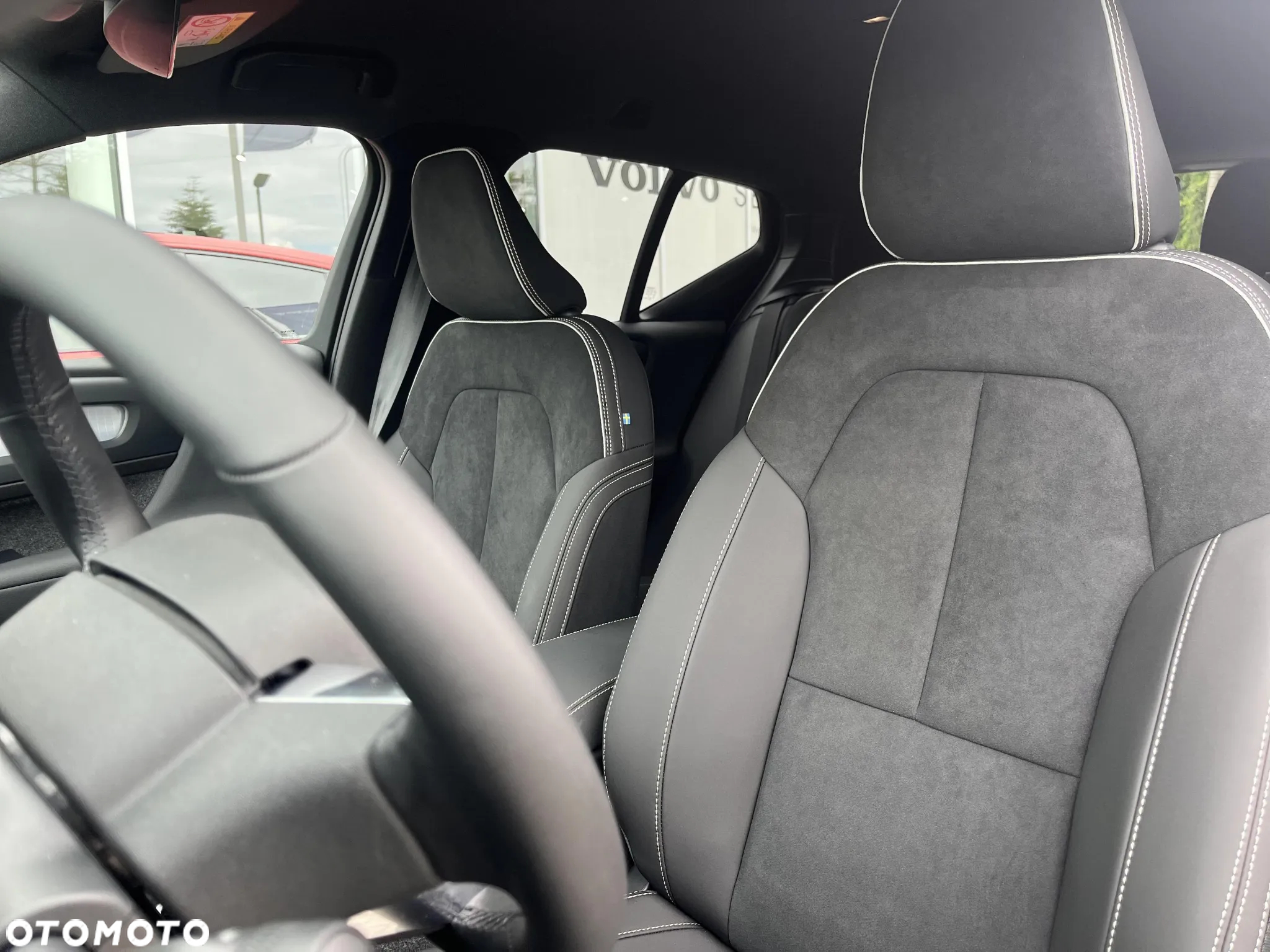 Volvo XC 40 B3 Plus Dark - 13