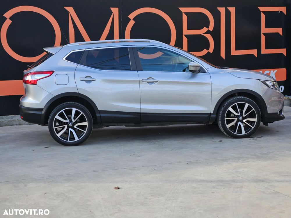 Nissan Qashqai 1.6 DCI Xtronic TEKNA - 8