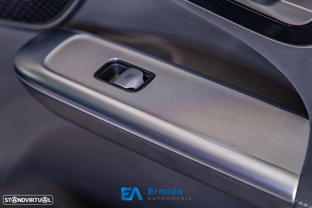 Mercedes-Benz EQE 300 Edition - 38