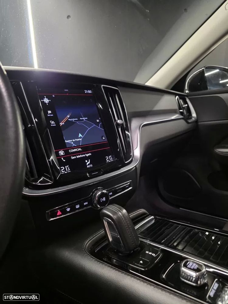 Volvo V60 2.0 T6 AWD TE R-Design Expression - 16