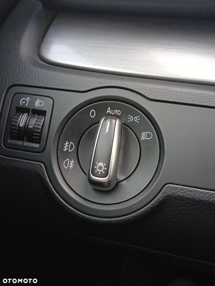 Volkswagen Passat 2.0 TDI BlueMotion Technology Comfortline - 27