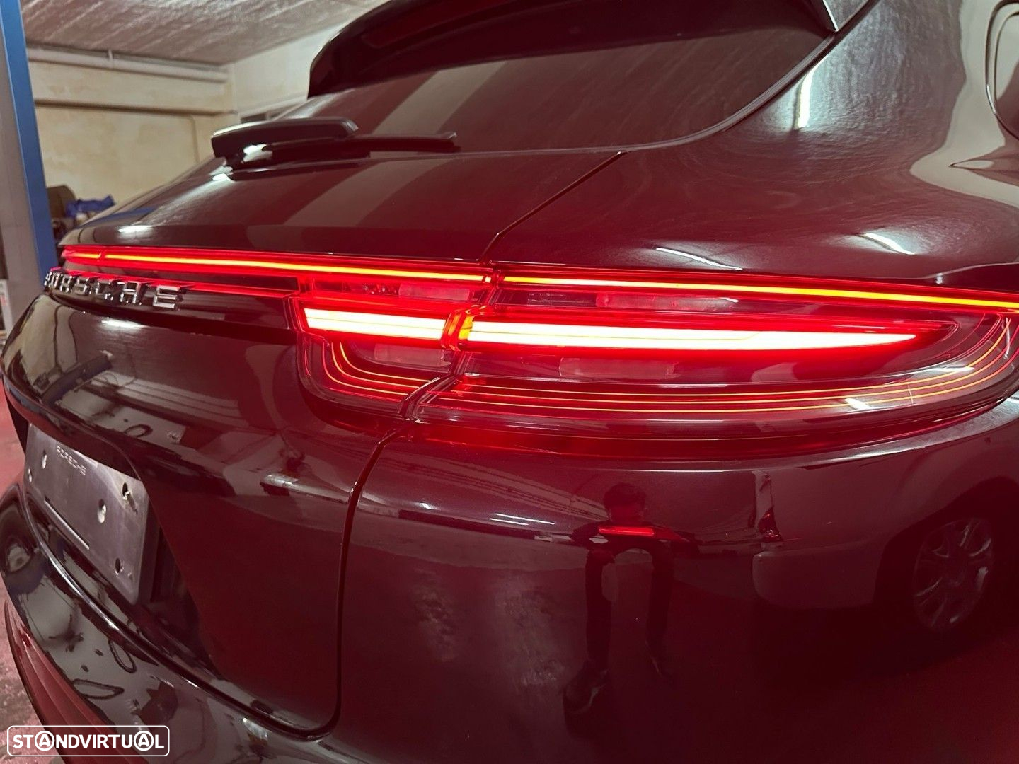 Porsche Panamera Sport Turismo 4 E-Hybrid - 4