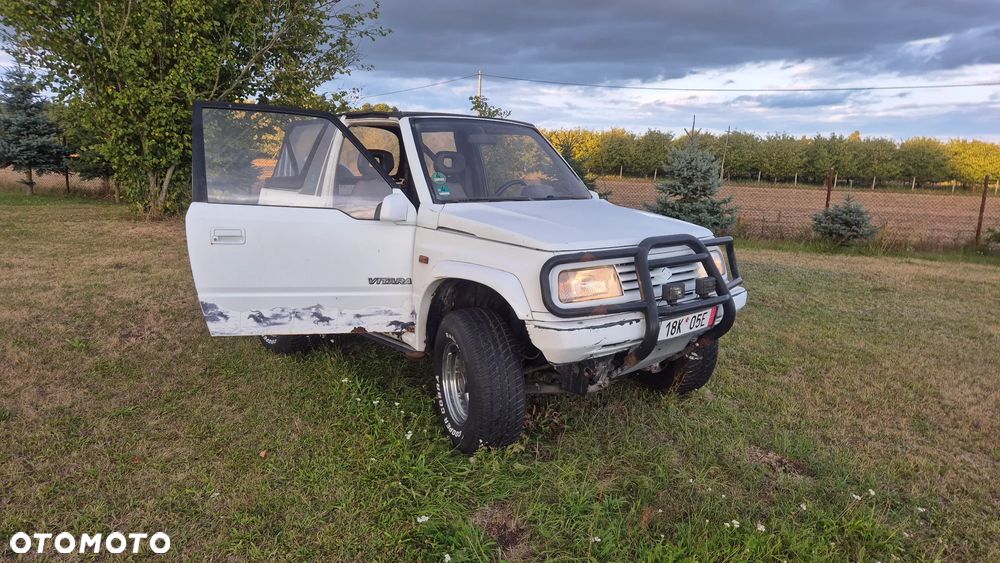 Suzuki Vitara - 23