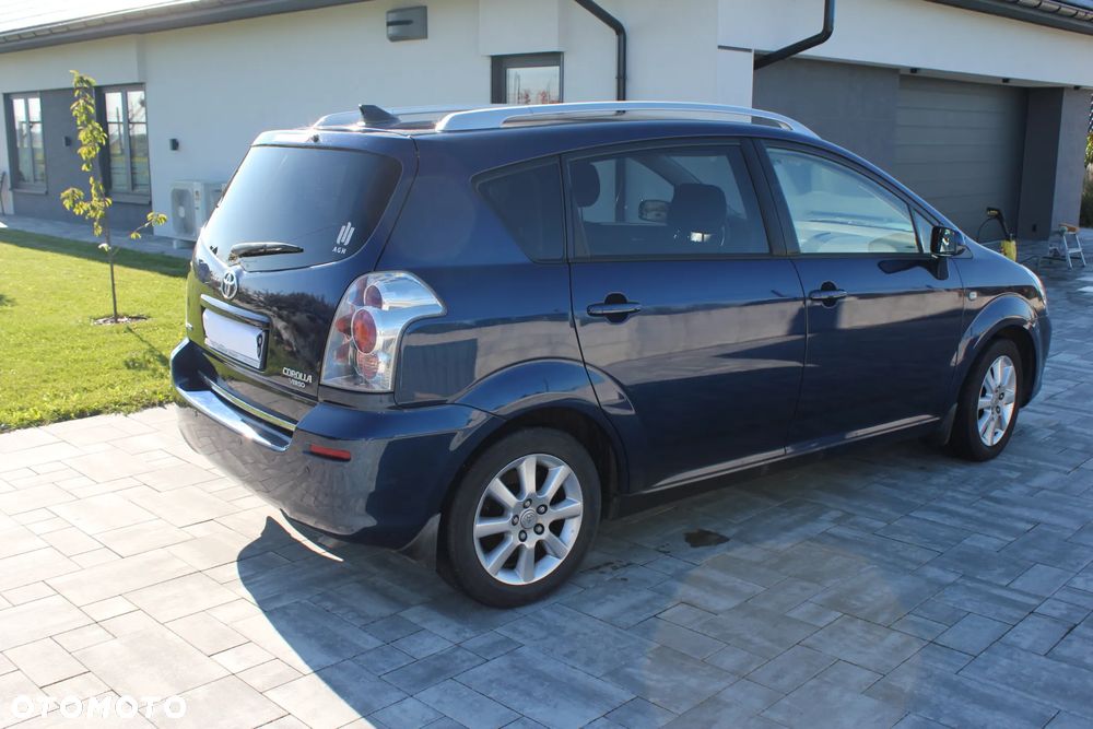 Toyota Corolla Verso 1.8 Prestige 7os - 4